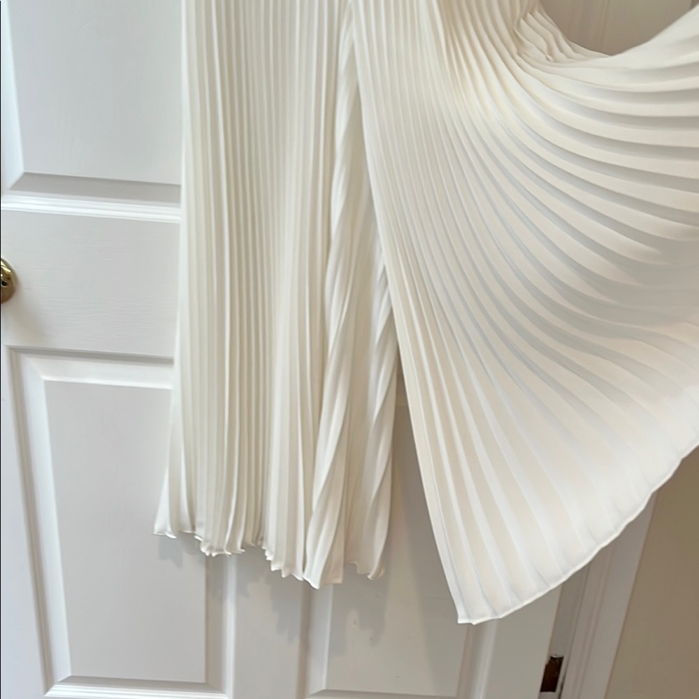 SOLD - Club Monaco Cream Jumpsuit - Picture 4 of 4